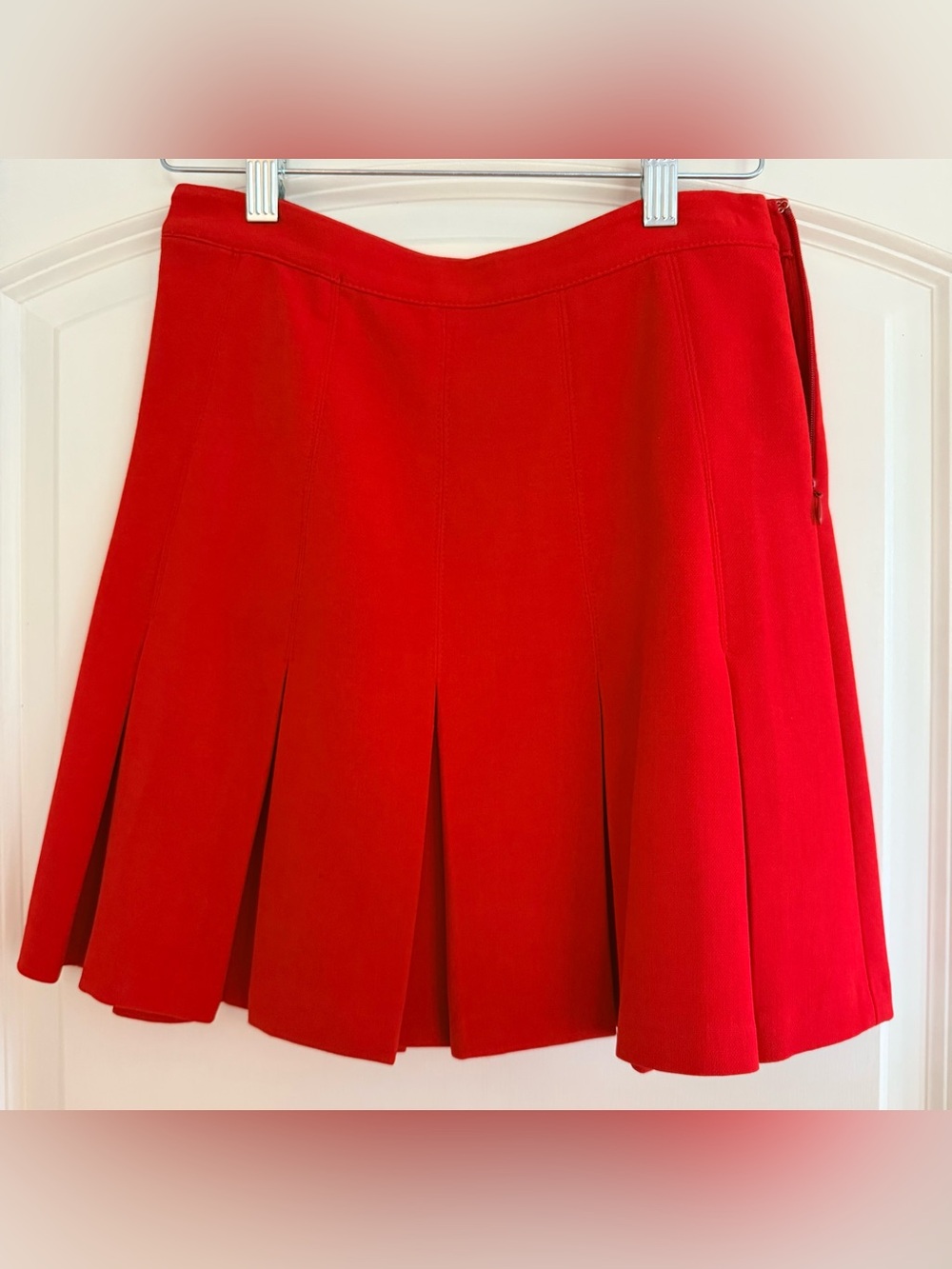 Diane von Furstenberg Red Pleated Mini Skirt Size 0 Fit & Flare